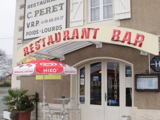 Hotel Peret Denguin Bagian luar foto